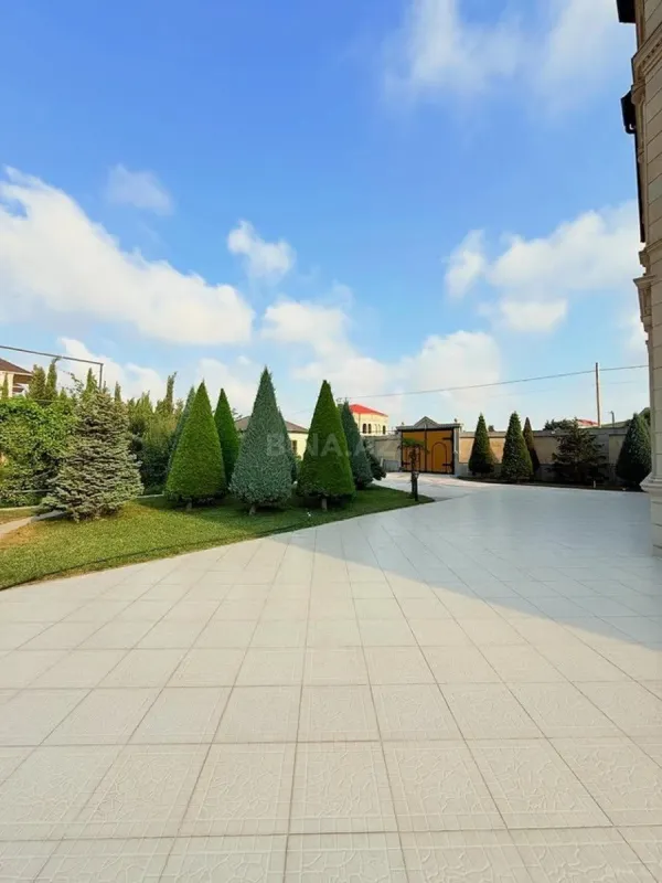 Kirayə verilir 6 otaqlı həyət evi 360 m²