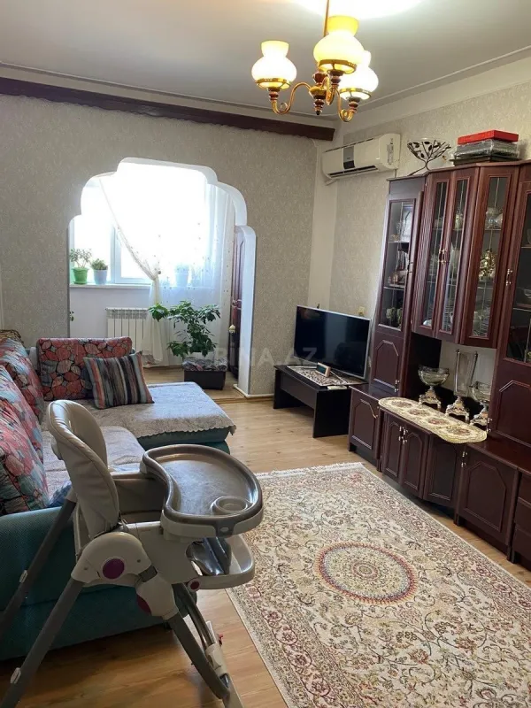 Satılır 3 otaqlı mənzil 95 m²