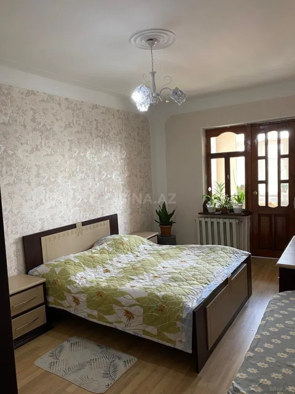Satılır 3 otaqlı mənzil 95 m²