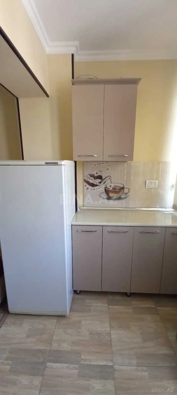 Satılır 1 otaqlı mənzil 45 m²