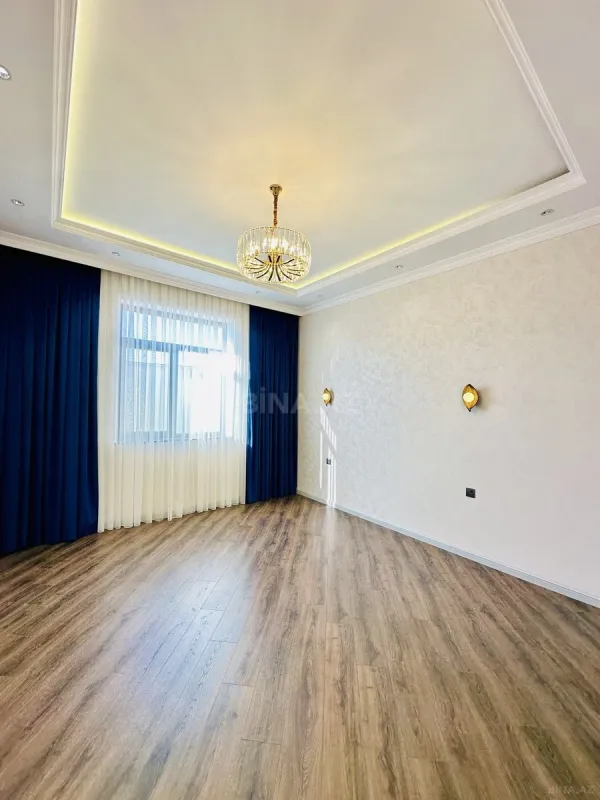 Satılır 4 otaqlı həyət evi 208 m²
