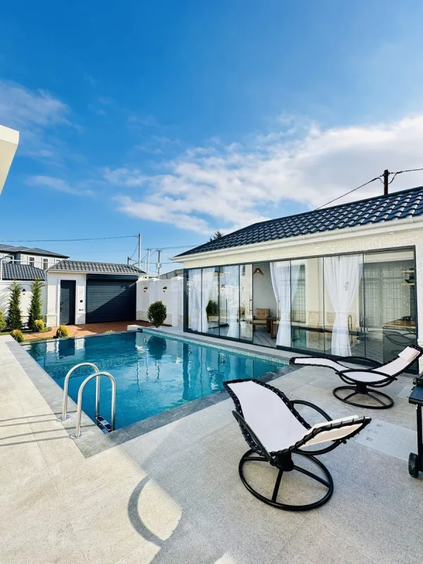 Satılır 4 otaqlı həyət evi 208 m²