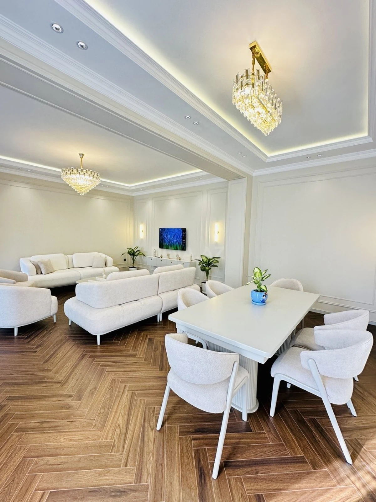 Satılır 4 otaqlı həyət evi 208 m²