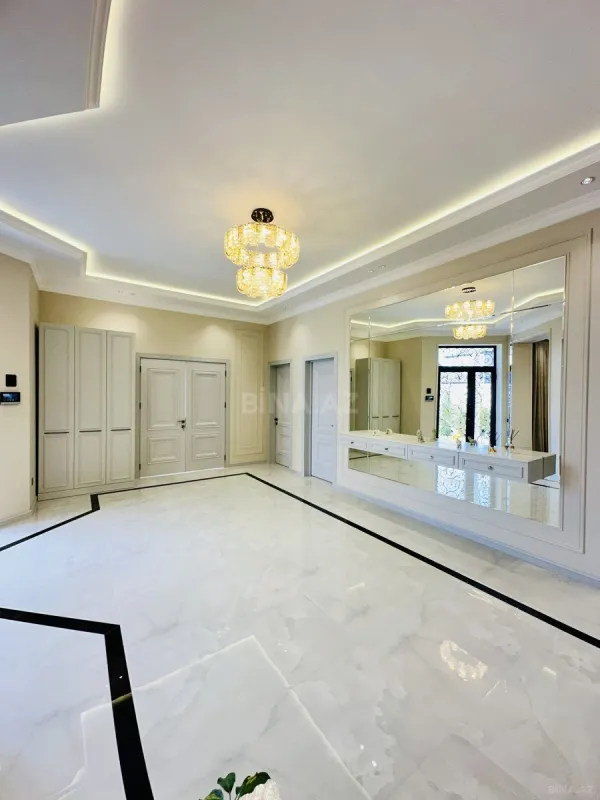 Satılır 4 otaqlı həyət evi 208 m²