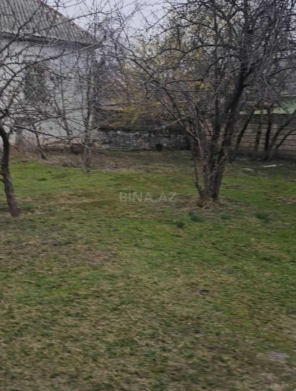 Satılır torpaq sahəsi 2 m²