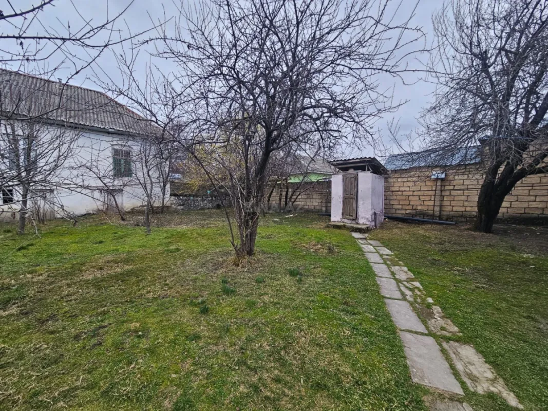 Satılır torpaq sahəsi 2 m²