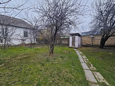 Satılır torpaq sahəsi 2 m²