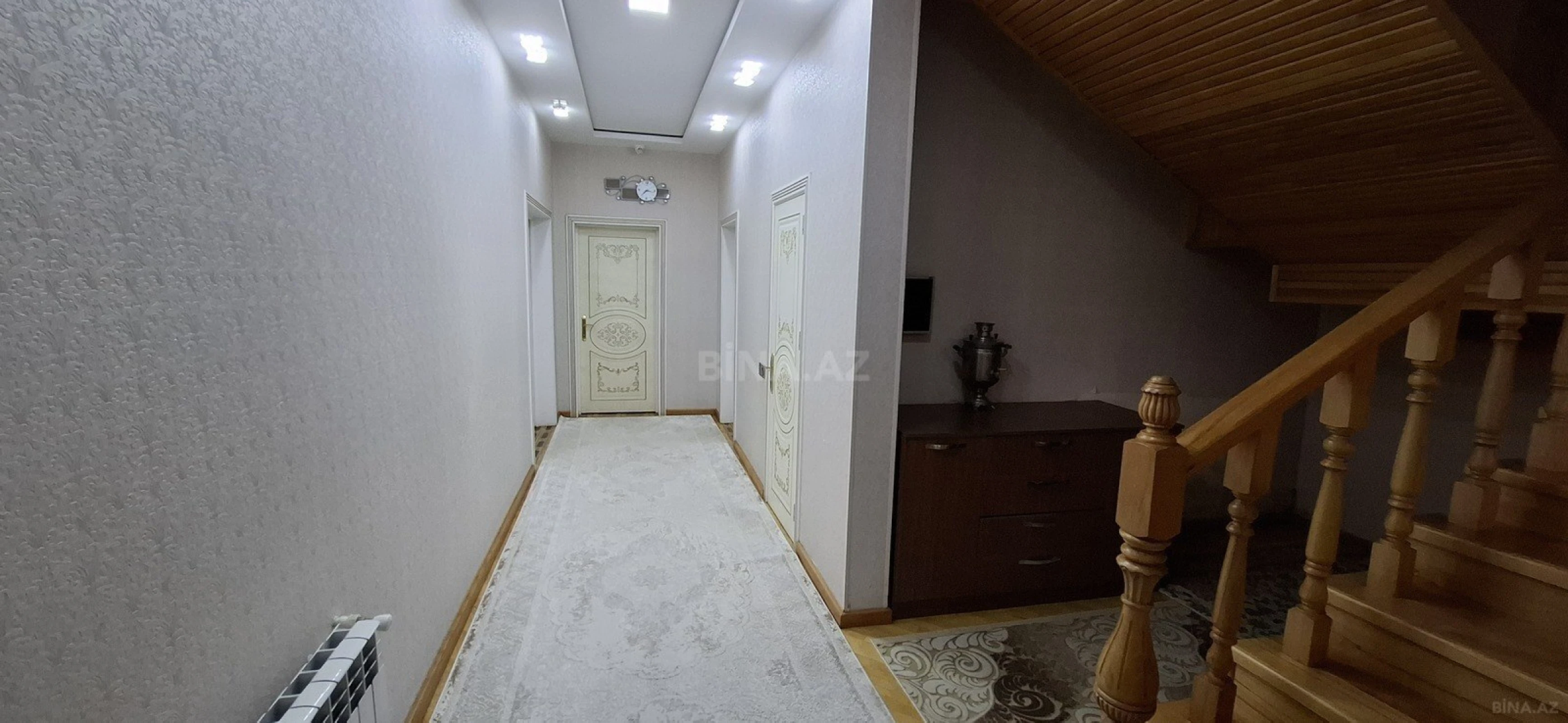 Satılır 6 otaqlı həyət evi 220 m²