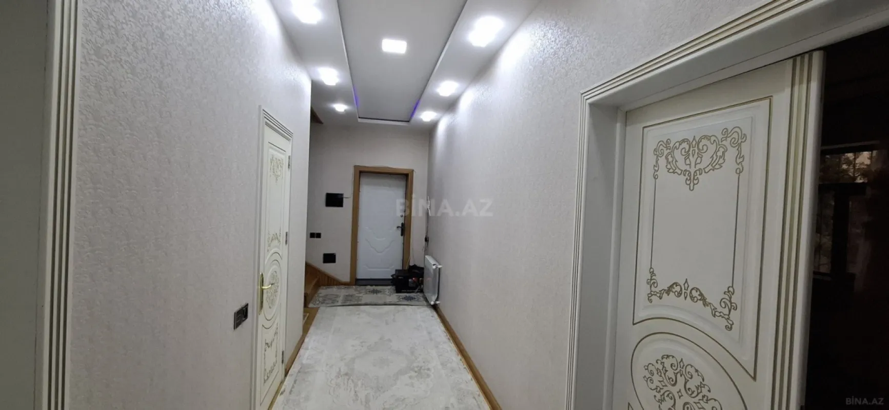 Satılır 6 otaqlı həyət evi 220 m²