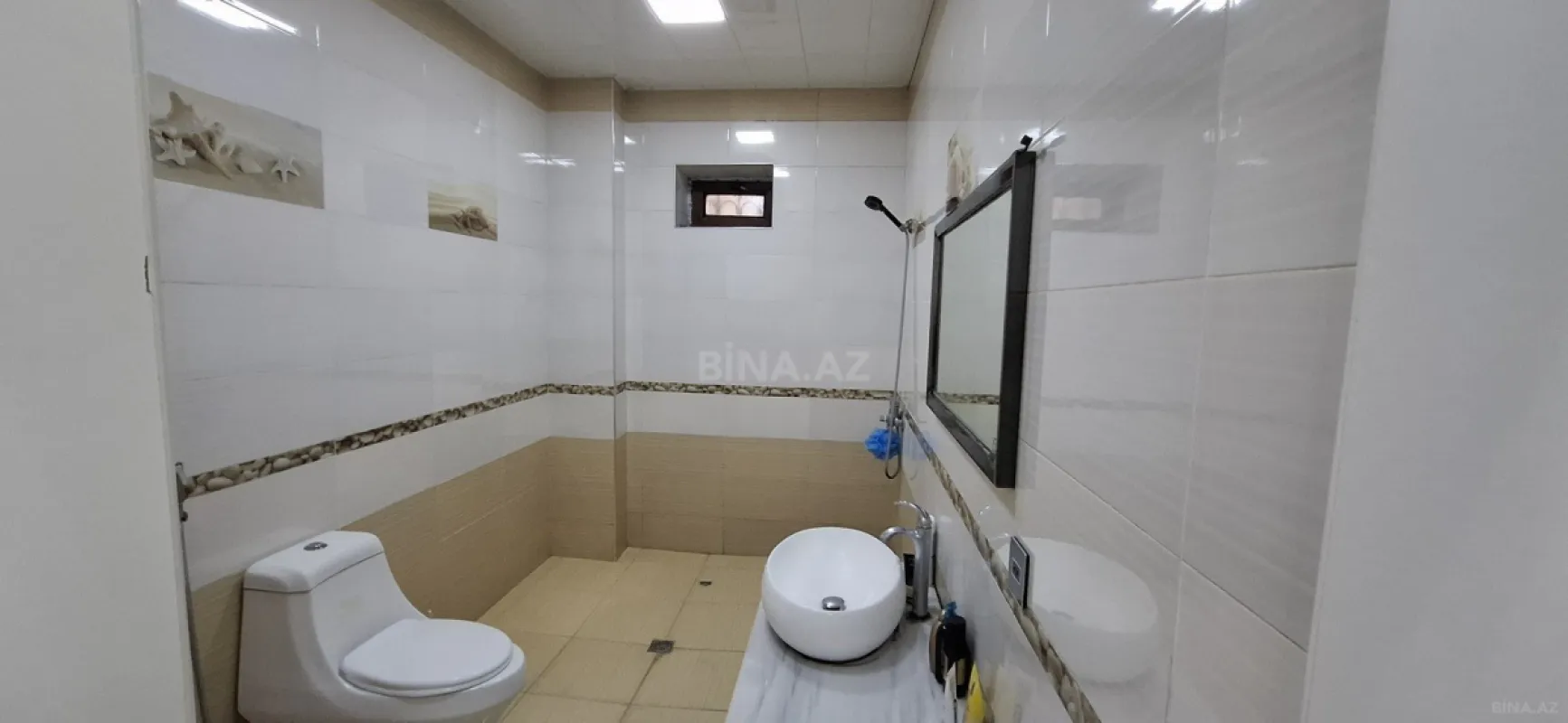 Satılır 6 otaqlı həyət evi 220 m²