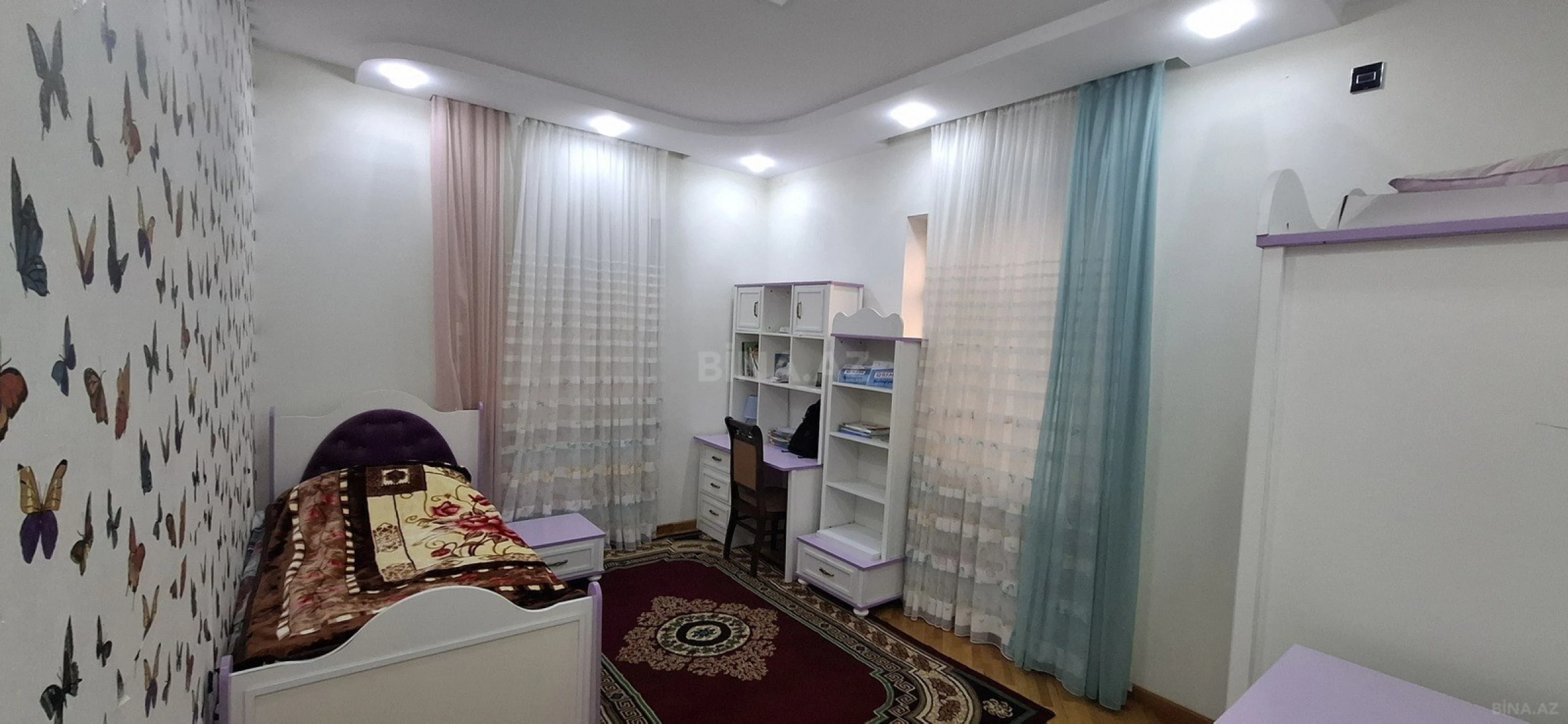 Satılır 6 otaqlı həyət evi 220 m²