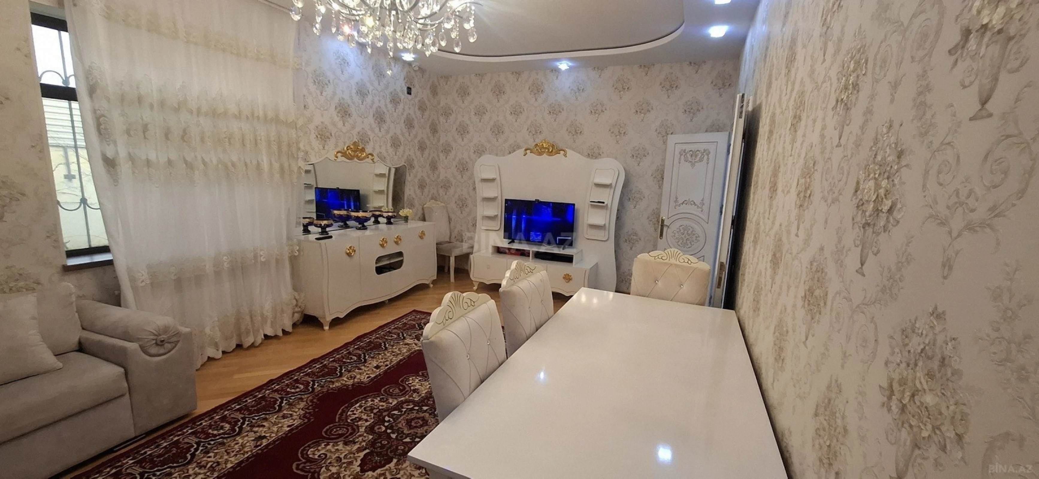 Satılır 6 otaqlı həyət evi 220 m²