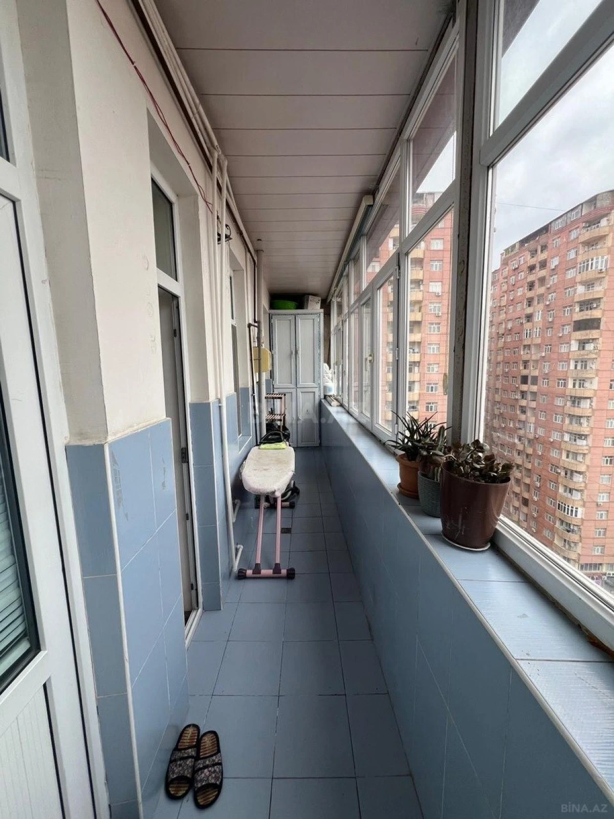 Satılır 3 otaqlı mənzil 101 m²