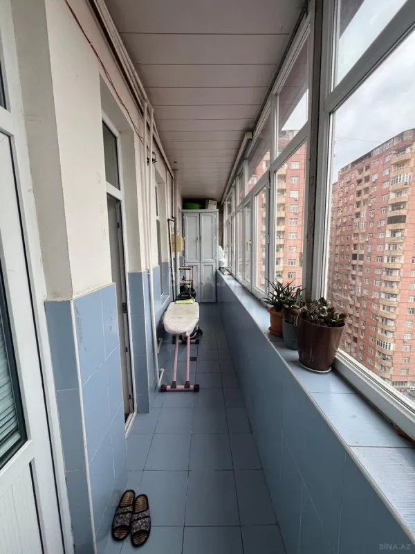 Satılır 3 otaqlı mənzil 101 m²