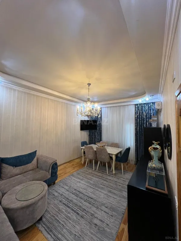 Satılır 3 otaqlı mənzil 101 m²