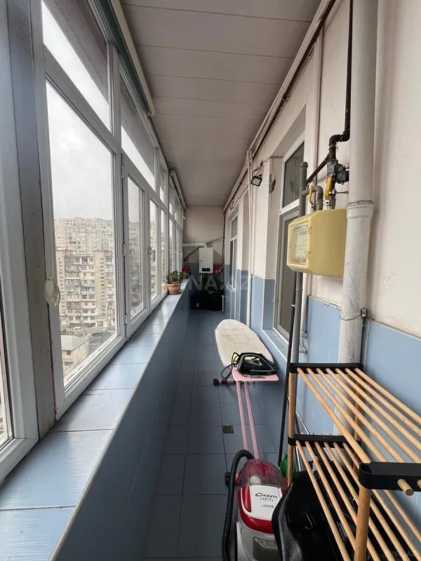 Satılır 3 otaqlı mənzil 101 m²