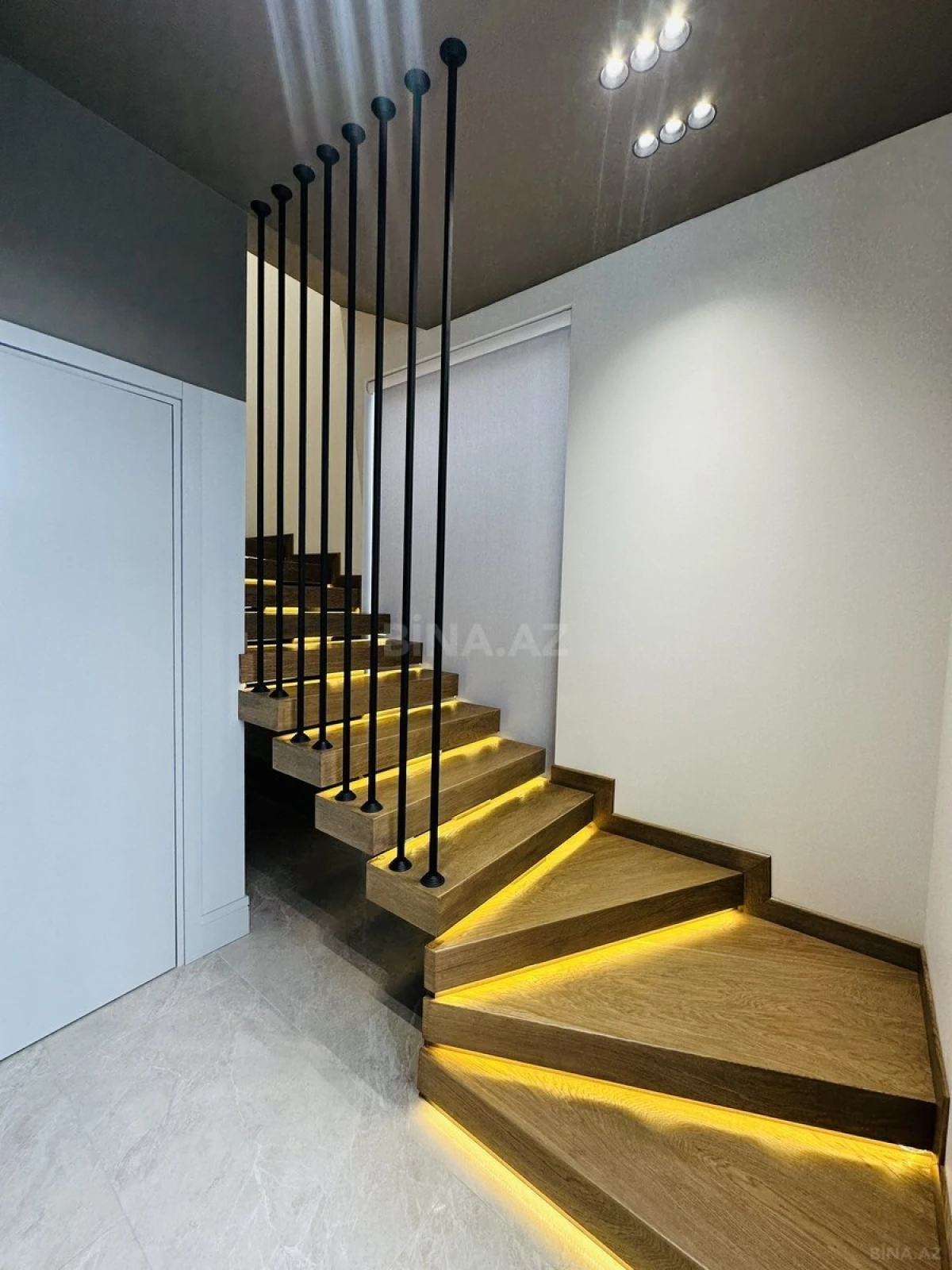 Satılır 4 otaqlı həyət evi 200 m²