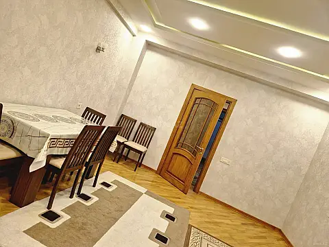 Satılır 3 otaqlı mənzil 130 m² — Bakı, Nizami 3 otaq 130.00 m²