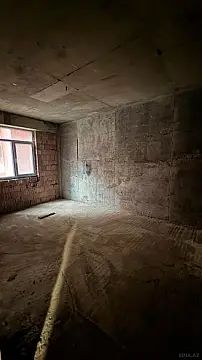 Satılır 2 otaqlı mənzil 75 m²