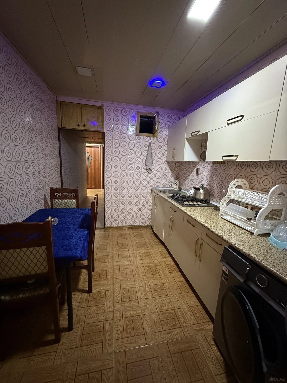 Kirayə verilir 4 otaqlı mənzil 110 m²