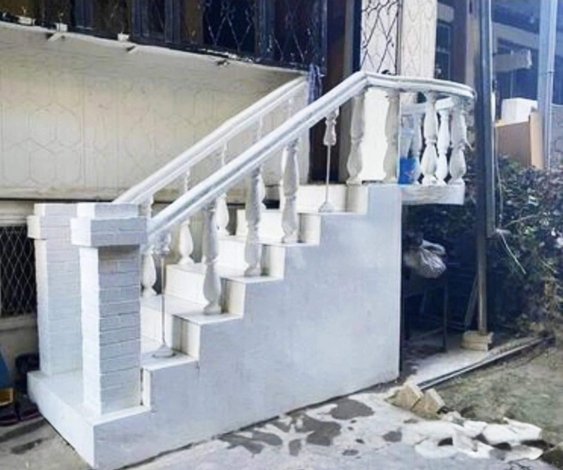 Kirayə verilir 4 otaqlı mənzil 110 m²