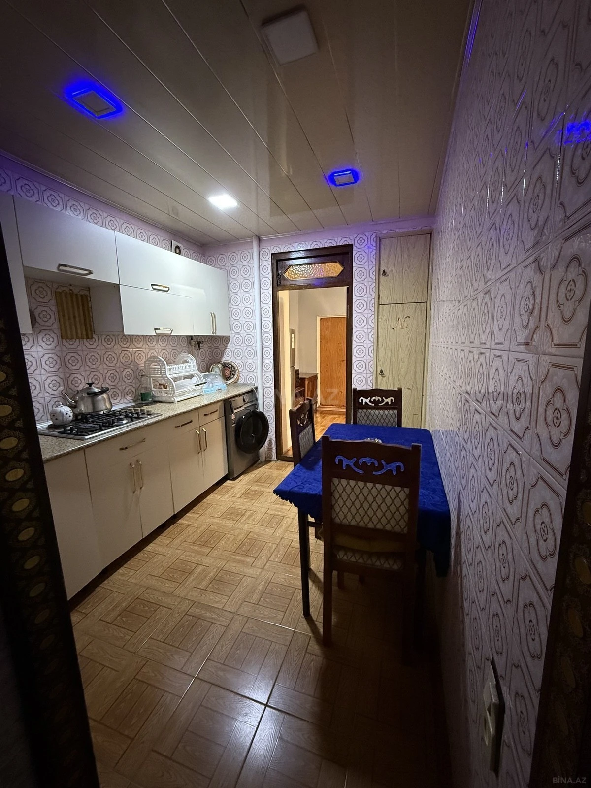 Kirayə verilir 4 otaqlı mənzil 110 m²