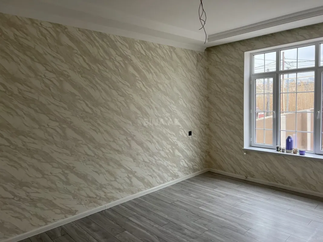 Satılır 4 otaqlı həyət evi 100 m²