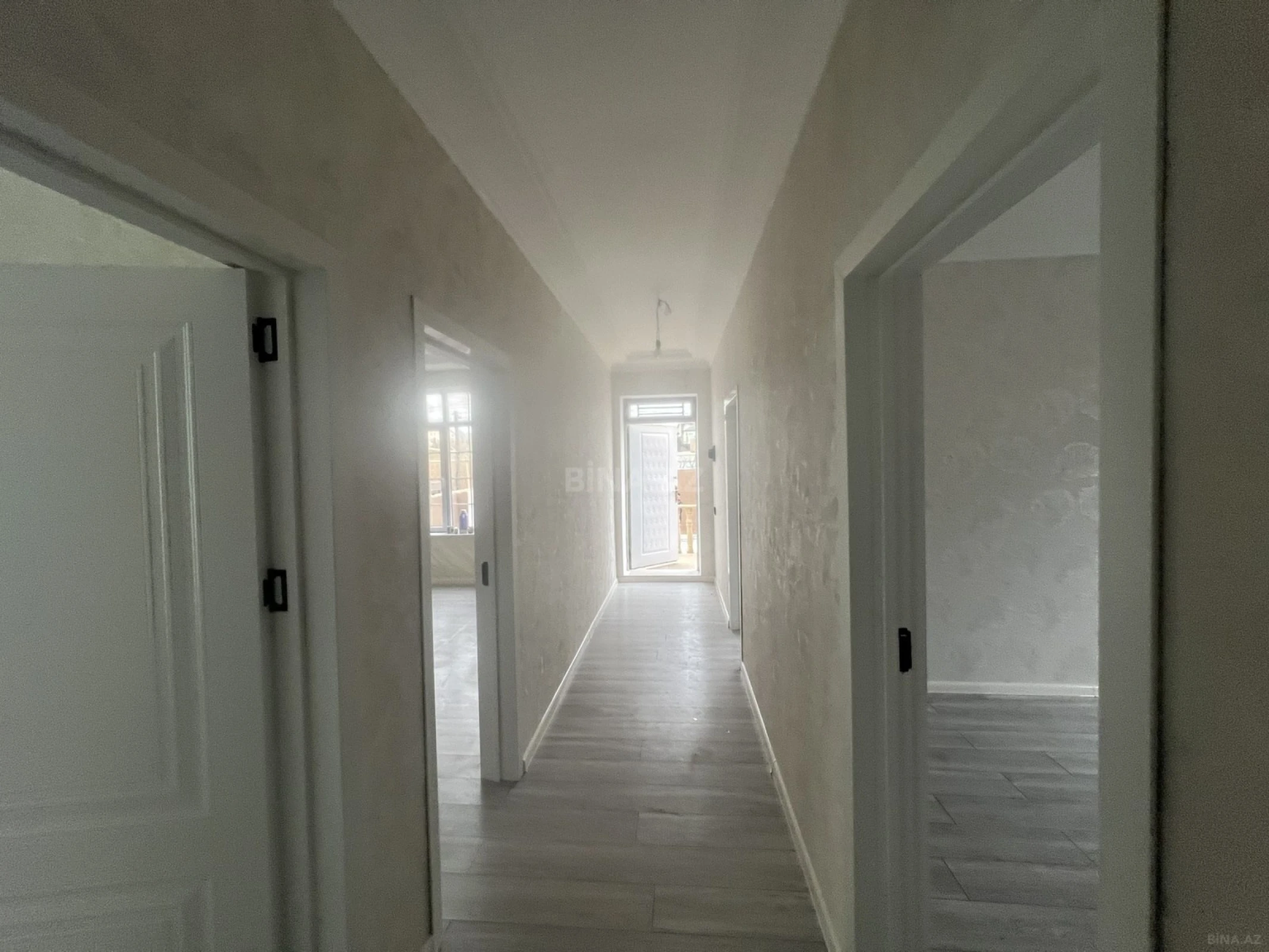 Satılır 4 otaqlı həyət evi 100 m²