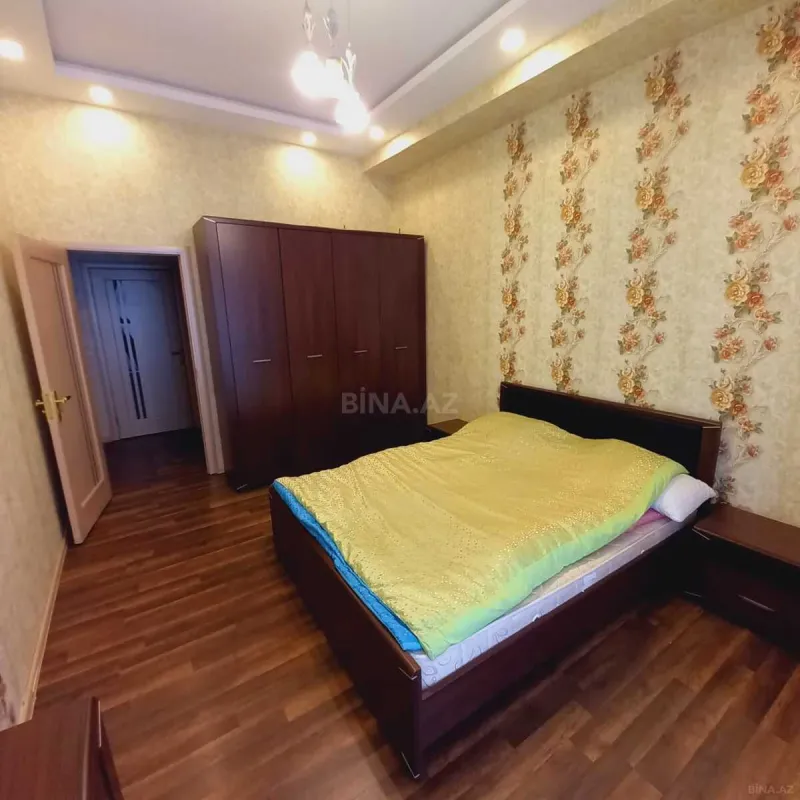 Satılır 3 otaqlı mənzil 80 m²