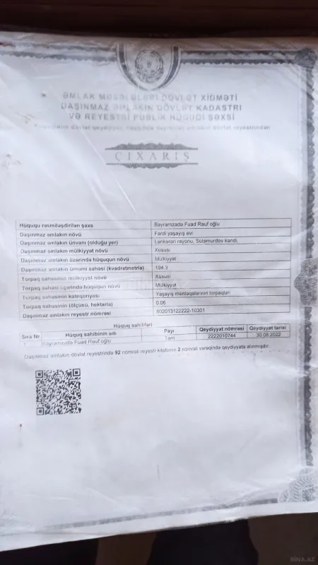 Satılır 8 otaqlı həyət evi 195 m²