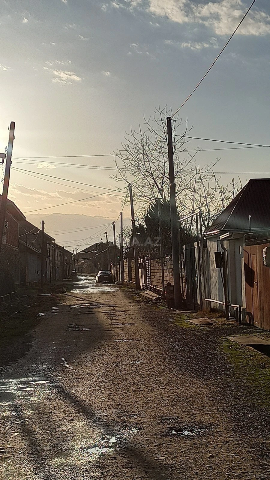 Satılır 8 otaqlı həyət evi 195 m²