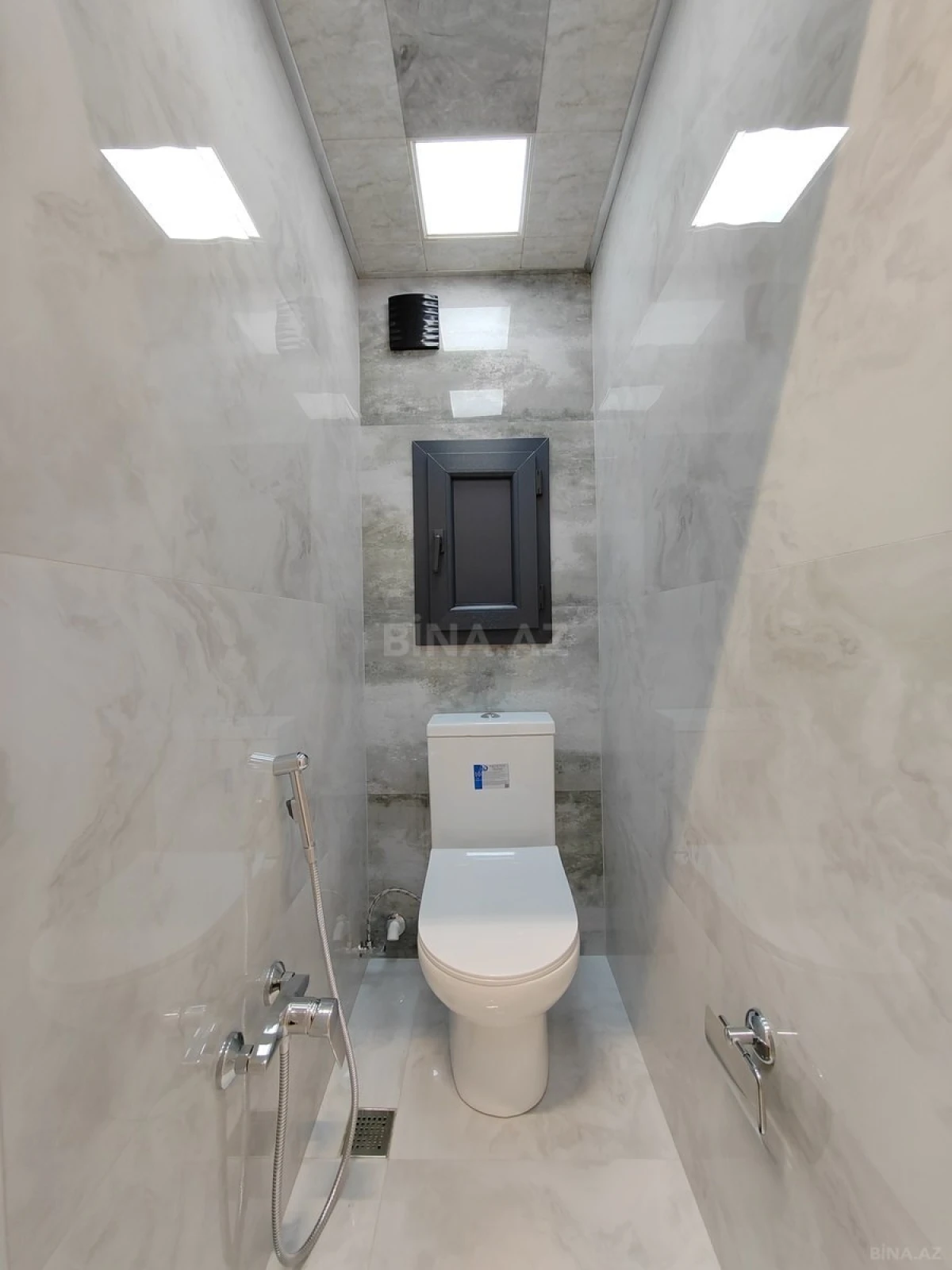 Satılır 2 otaqlı mənzil 60 m²