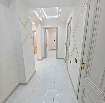 Satılır 3 otaqlı mənzil 117 m²