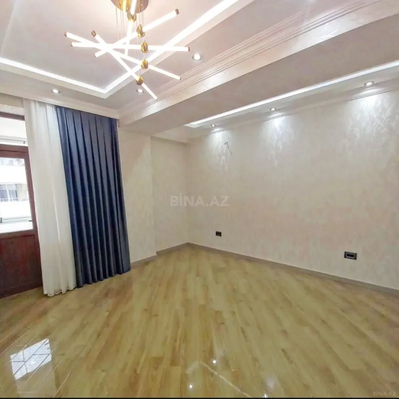 Satılır 3 otaqlı mənzil 117 m²