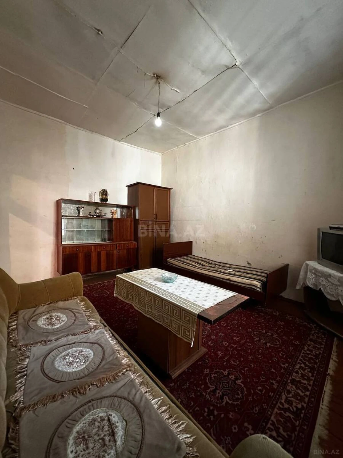 Satılır 2 otaqlı həyət evi 74 m²