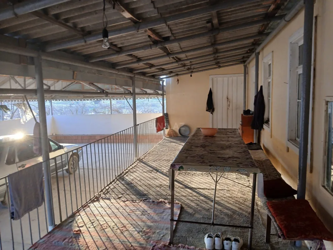 Satılır 6 otaqlı həyət evi 90 m²