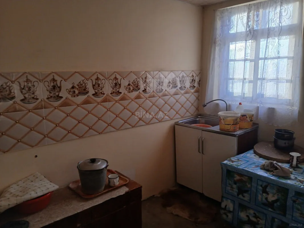 Satılır 6 otaqlı həyət evi 90 m²