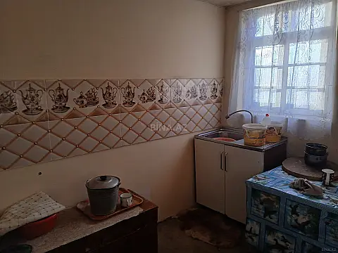 Satılır 6 otaqlı həyət evi 90 m²