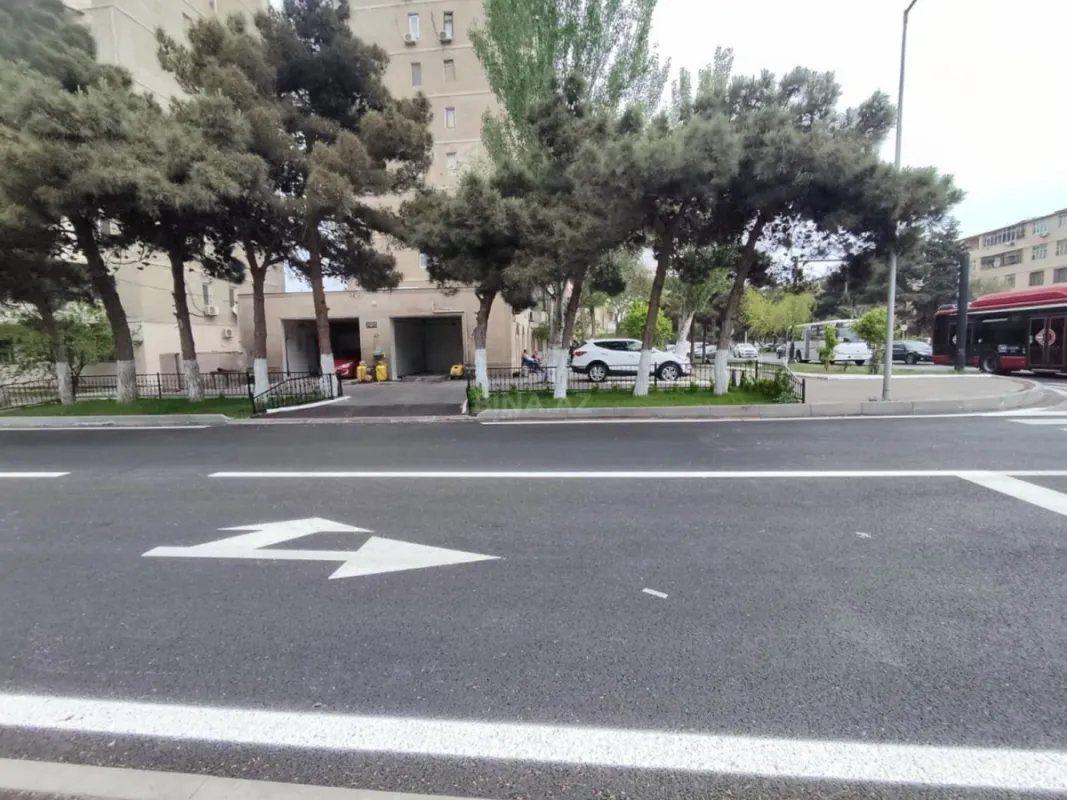 Satılır obyekt 127 m²