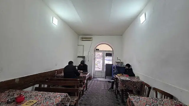 Satılır obyekt 127 m²