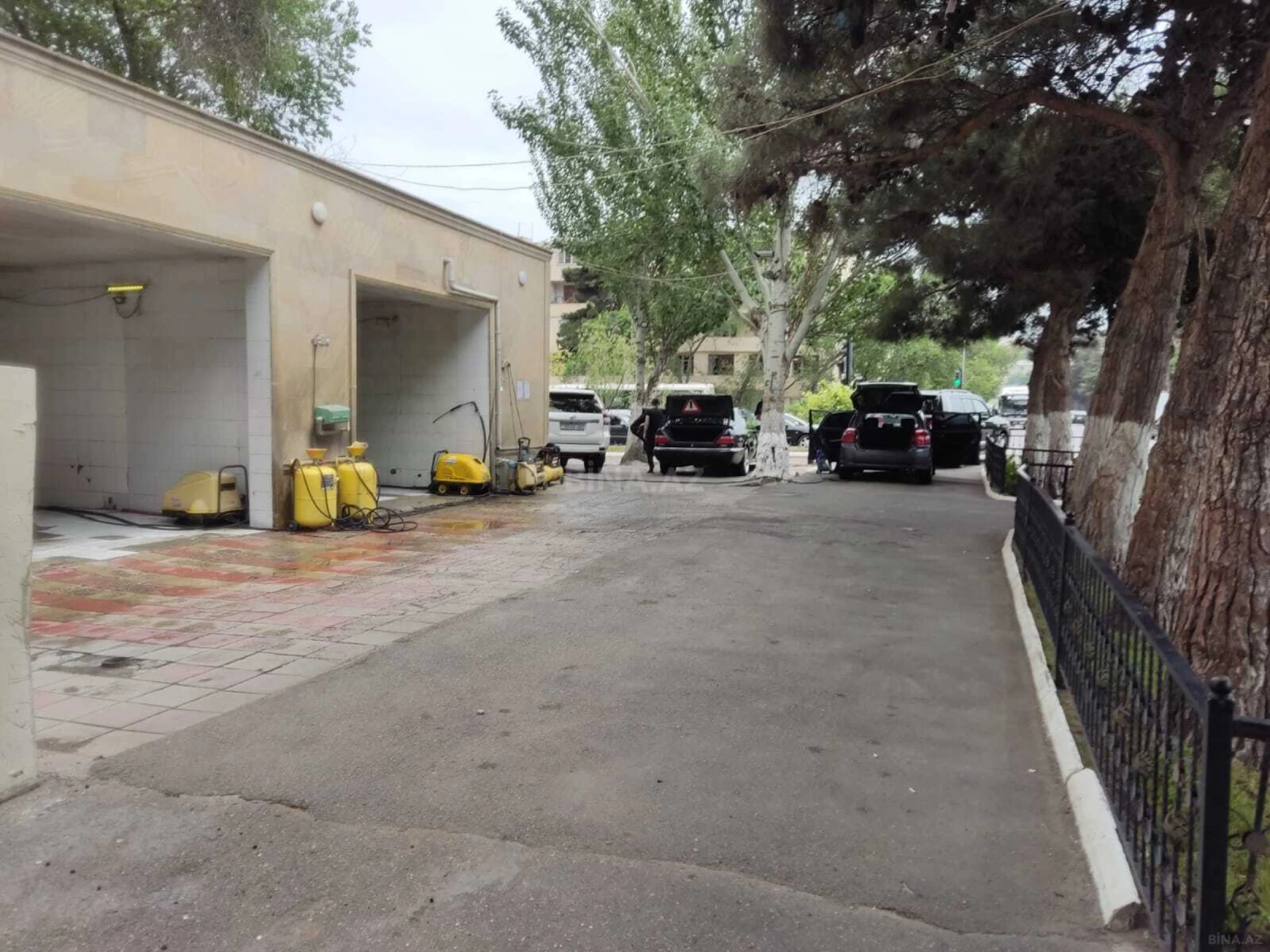 Satılır obyekt 127 m²