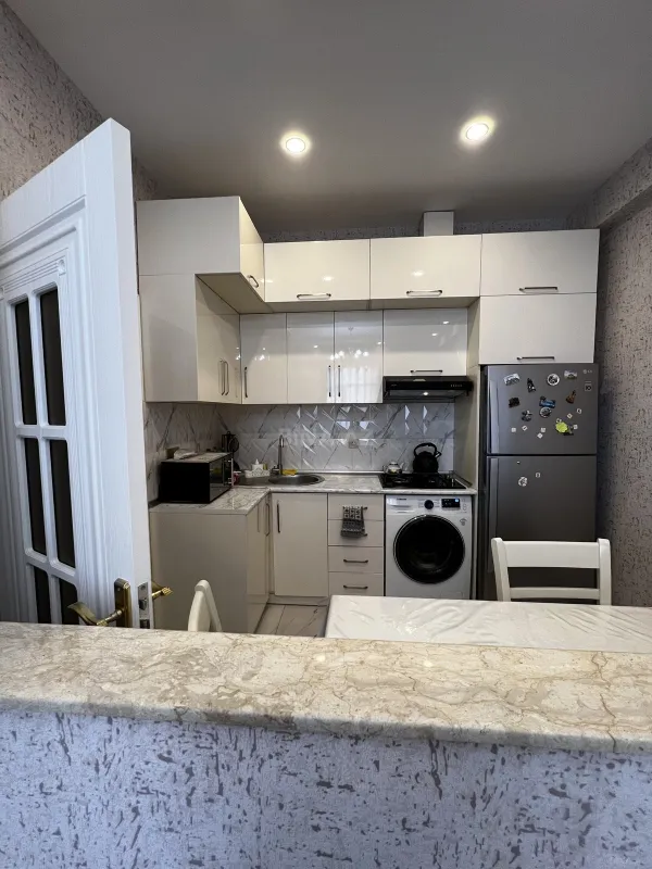 Satılır 2 otaqlı mənzil 51 m²