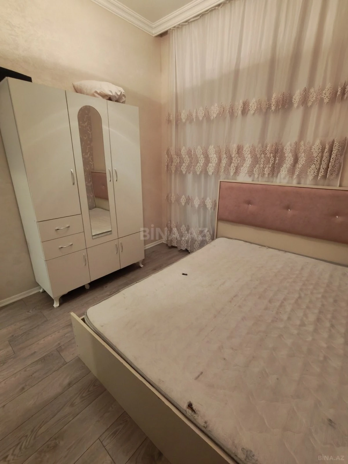 Kirayə verilir 1 otaqlı mənzil 46 m²