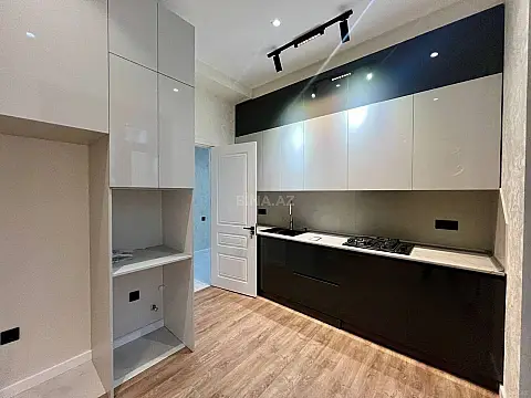 Satılır 3 otaqlı mənzil 75 m²