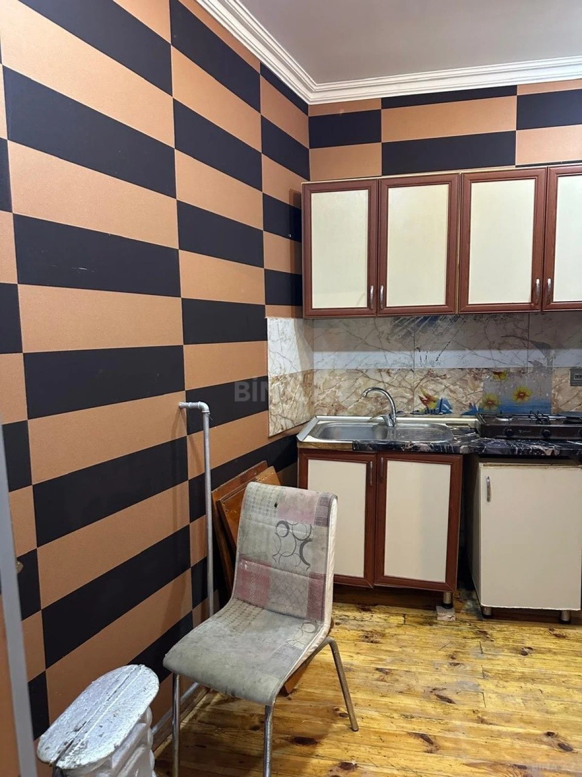 Kirayə verilir 2 otaqlı həyət evi 80 m²