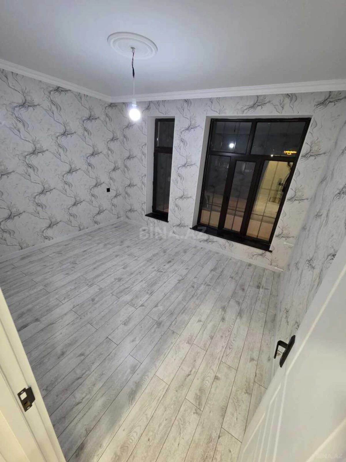 Satılır 6 otaqlı həyət evi 200 m²
