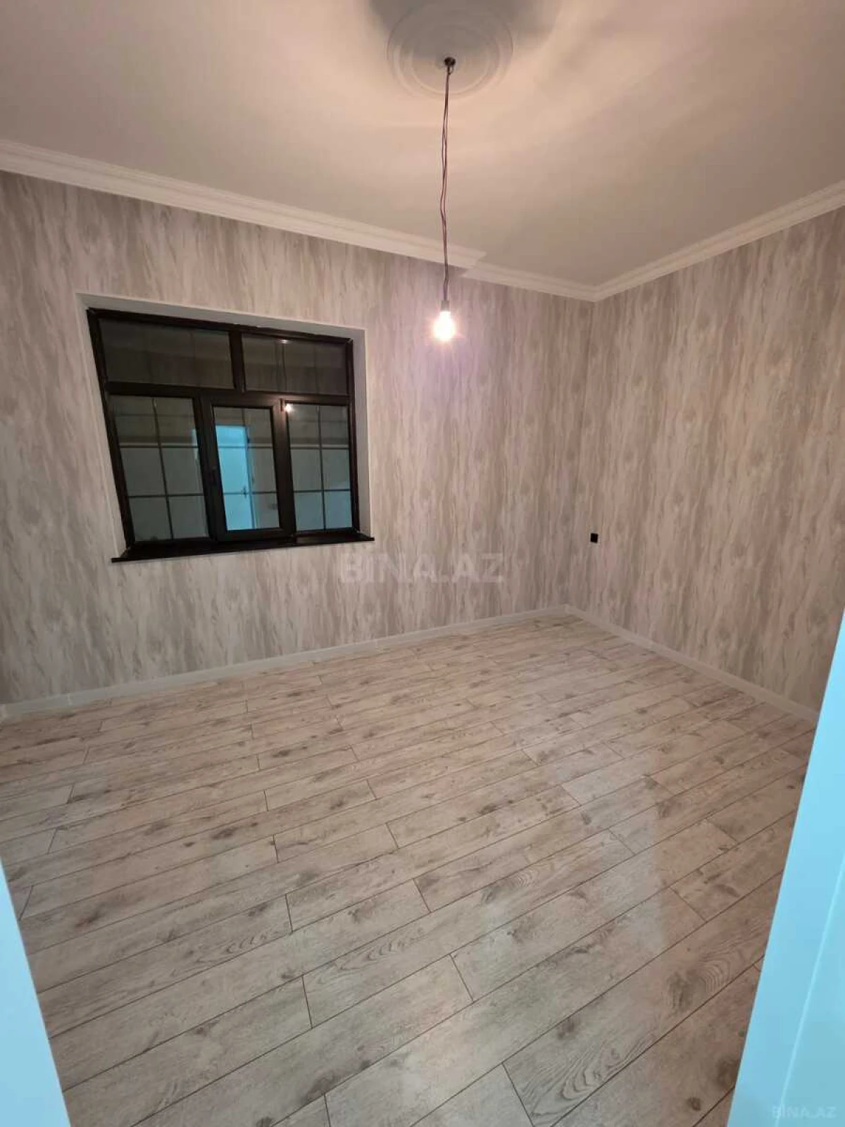 Satılır 6 otaqlı həyət evi 200 m²