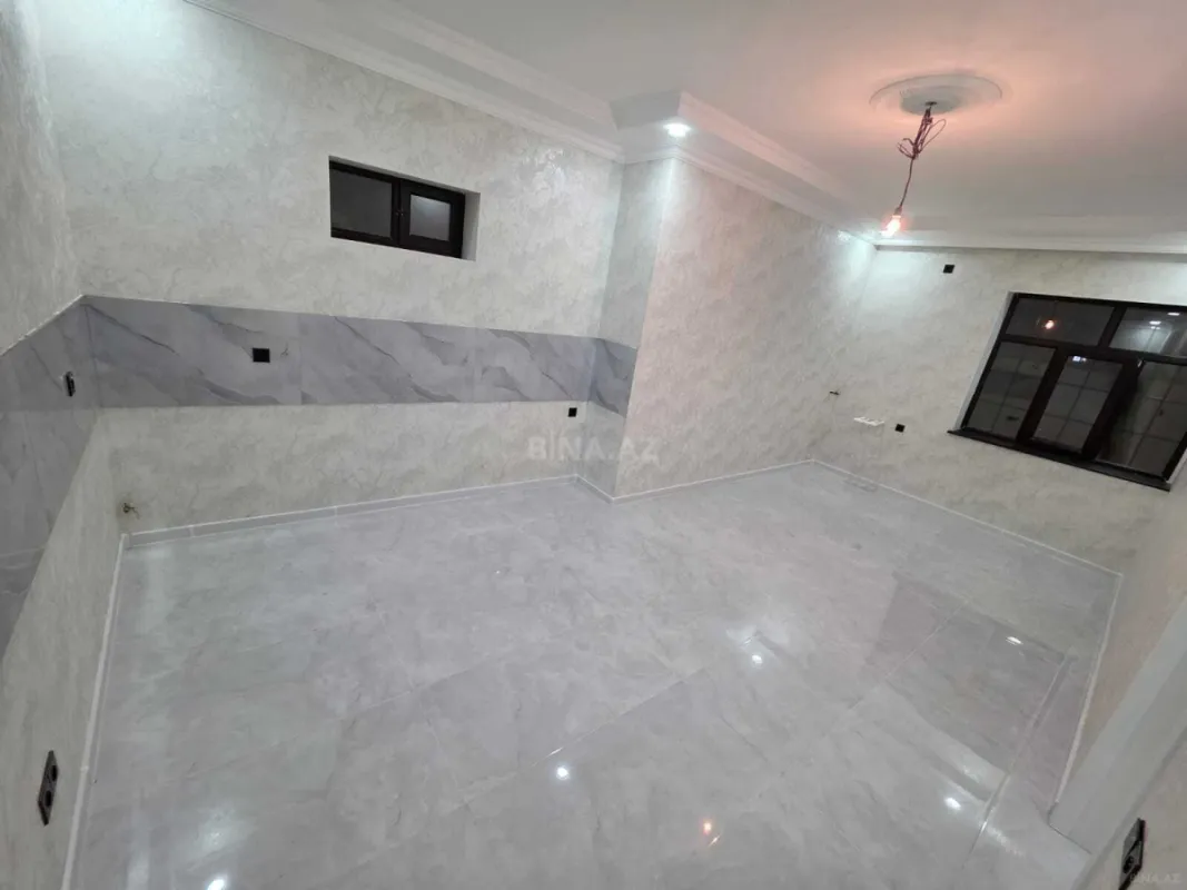 Satılır 6 otaqlı həyət evi 200 m²