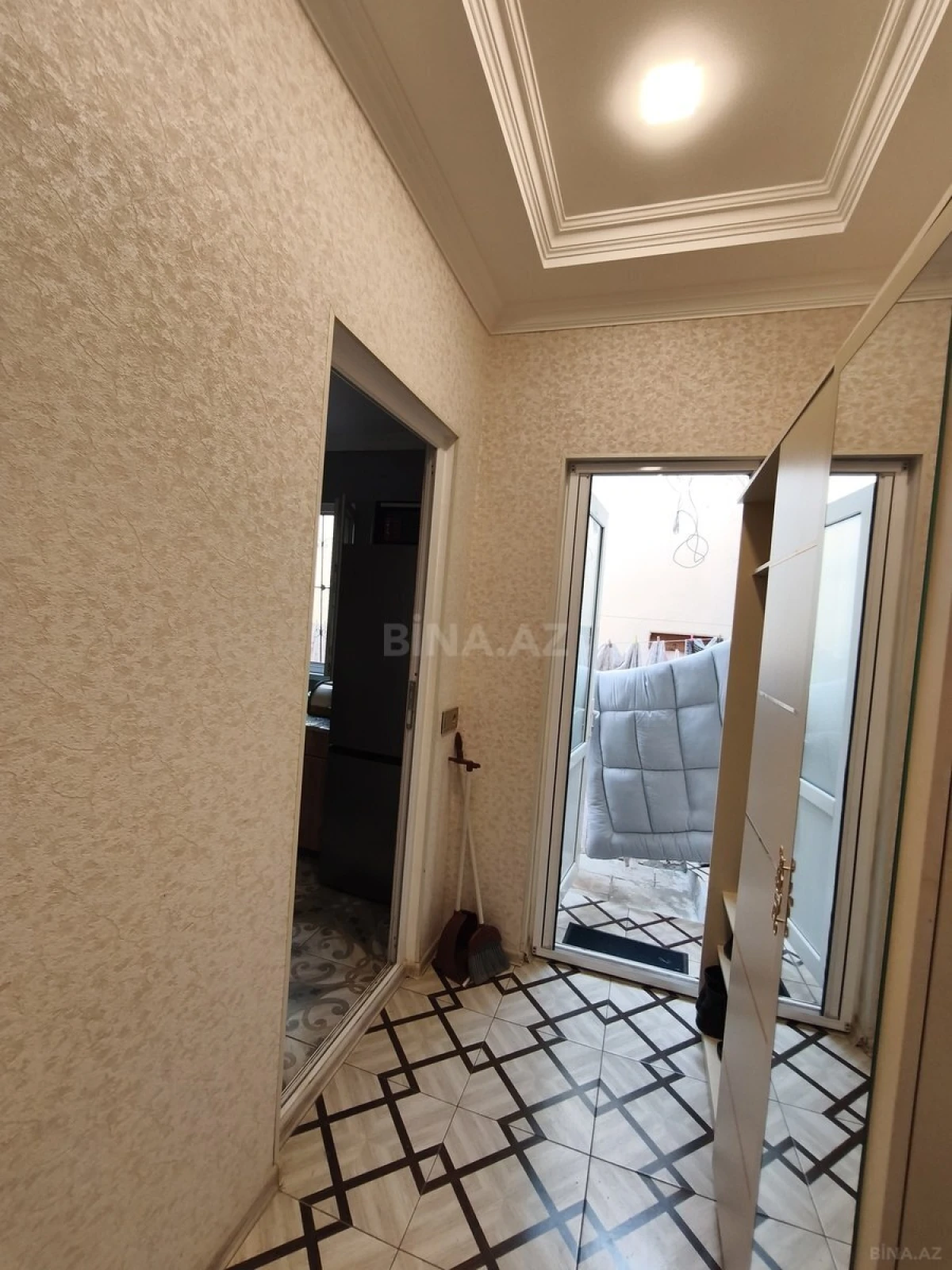Satılır 2 otaqlı həyət evi 53 m²