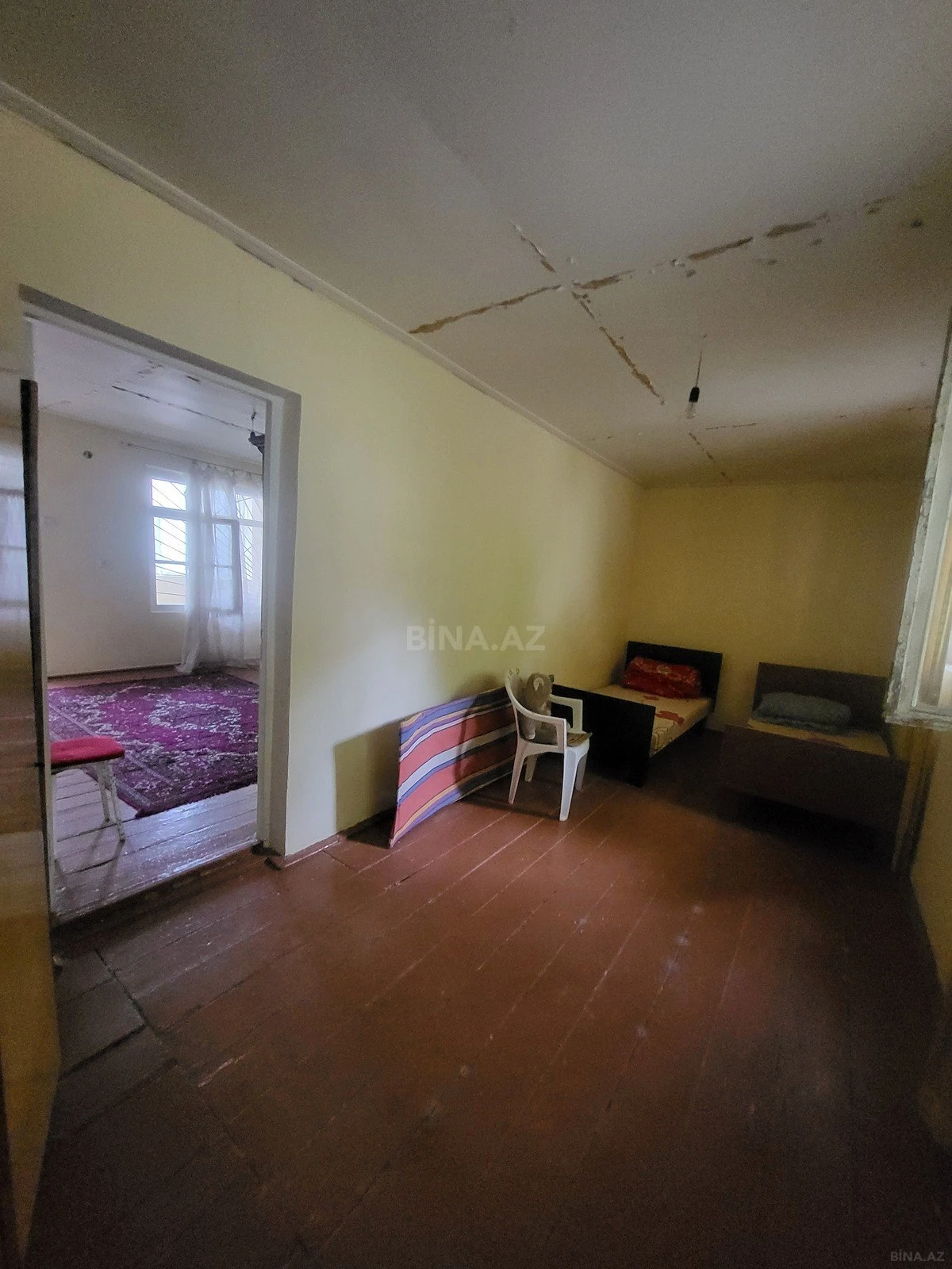 Satılır 6 otaqlı həyət evi 200 m²